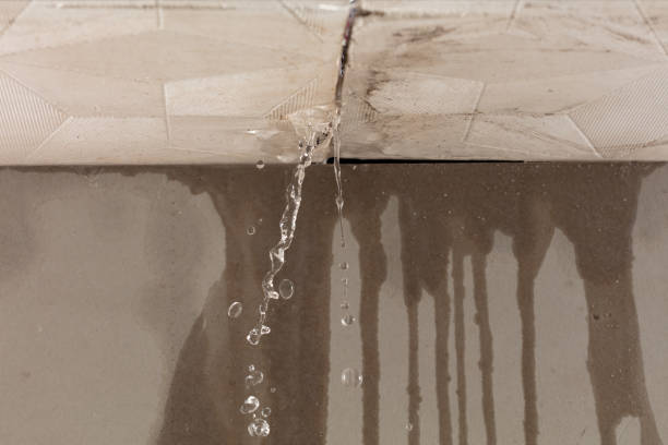 Professional Sewage Cleanup technician working in Glasgow, OR